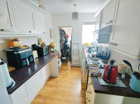 Photo 3