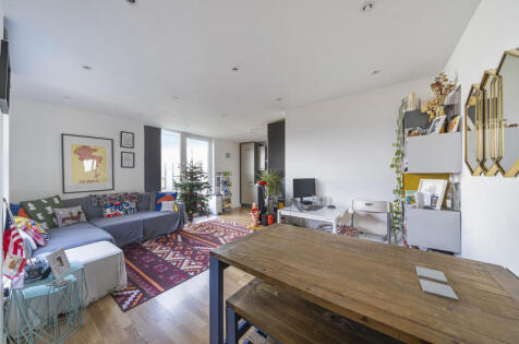 Bletchley Court, Letchworth Road, Stanmore, HA7