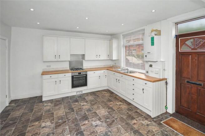 3 bed Terraced for sale Image 5