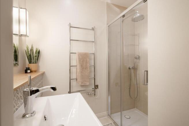 3 bed Terraced to rent Image 9