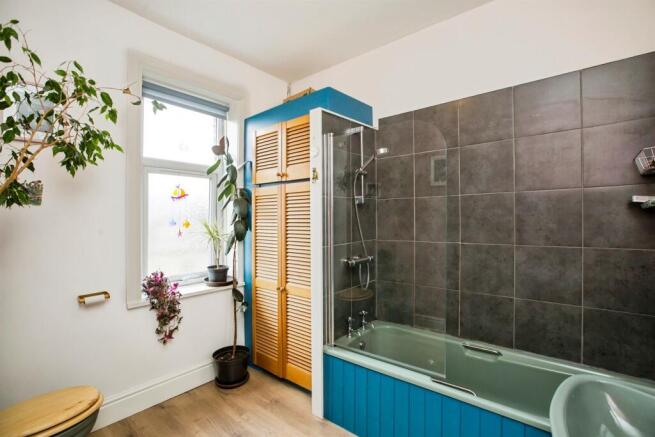 2 bed Terraced for sale Image 12