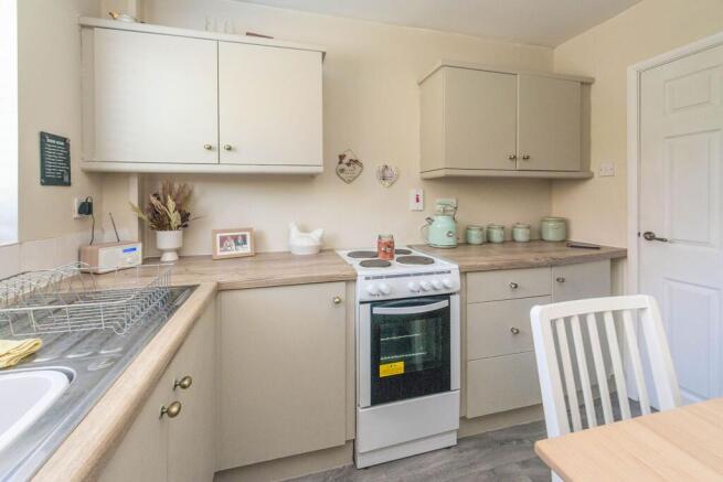 KITCHEN/DINER AND LIVING ROOM