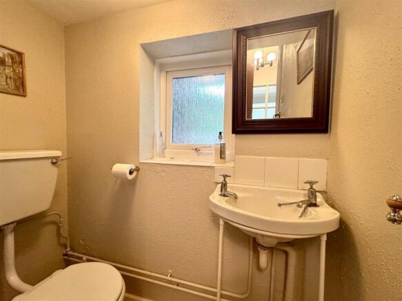 GROUND FLOOR WC