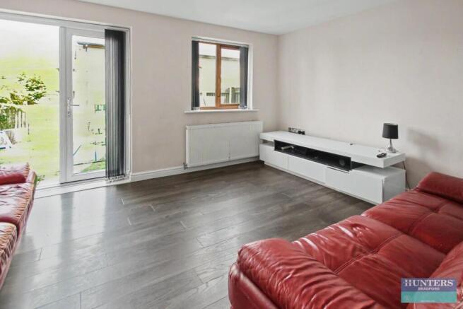 3 bed Town House for sale Image 4