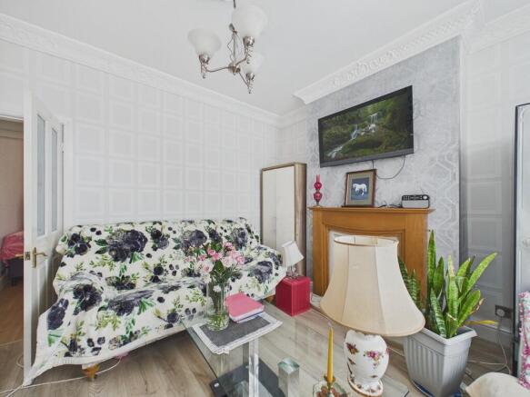 2 bed Terraced for sale Image 7