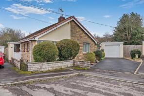 19, Stowey Park, Bristol BS49 4JX
