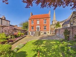 25 The Old Vicarage, Hallgarth, Pickering YO18 7AW