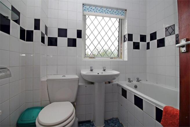Photo 10