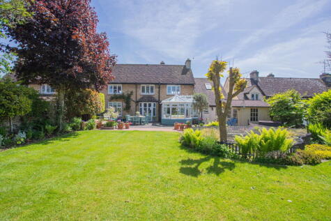 Oxleaze Road, Tetbury