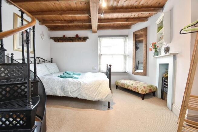 2 bed End of Terrace for sale Image 5