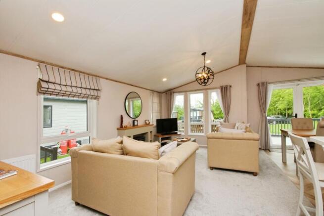 2 bed Park Home for sale Image 6