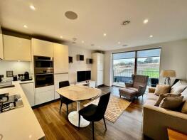 Flat 5, 3 Twinn Building, Regiment Hill, Mill Hill, London NW7 1FS