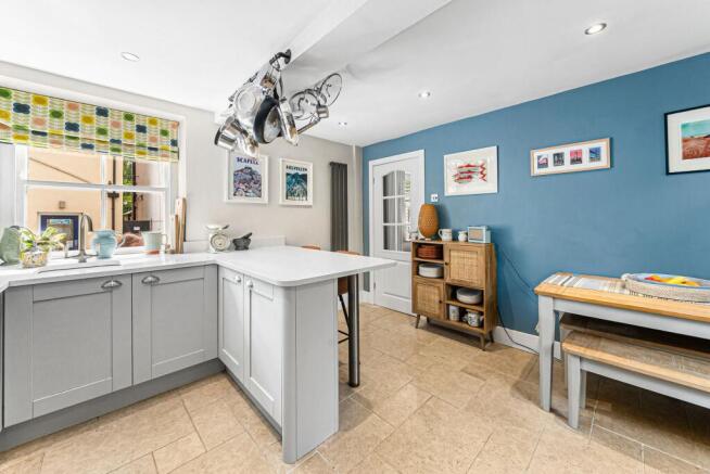 4 bed End of Terrace for sale Image 5