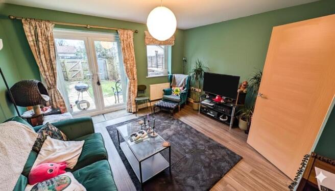 16 Sommerville lounge c.jpg