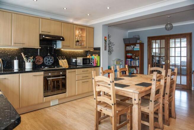 Kitchen/Dining Room