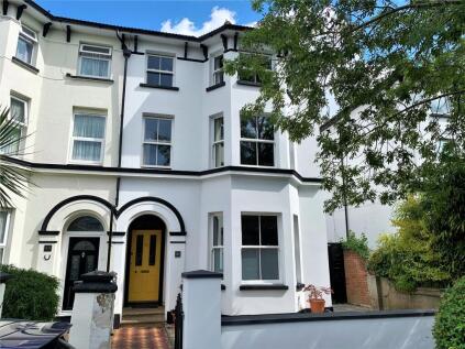 Cambridge Road, Aldershot, Hampshire, GU11