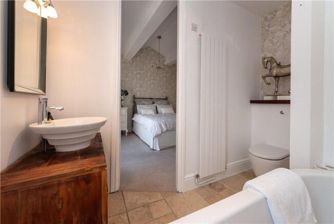 En Suite Bathroom