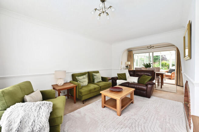 6 Ashley Drive (5...