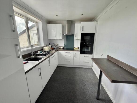 3 bed Semi-Detached Bungalow for sale Image 6