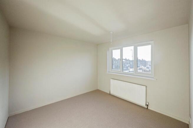 3 bed Detached for sale Image 9