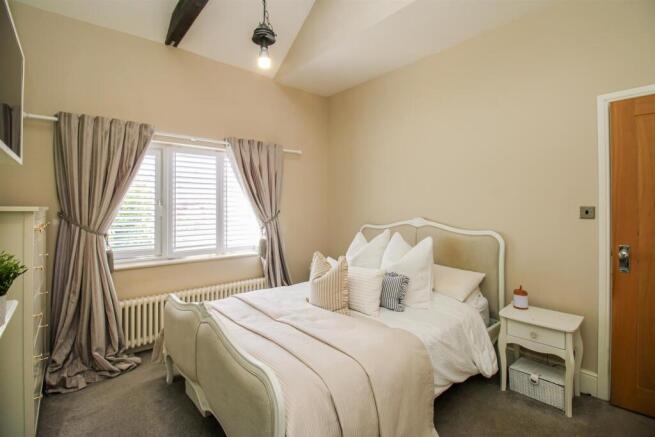 3 bed Semi-Detached for sale Image 10