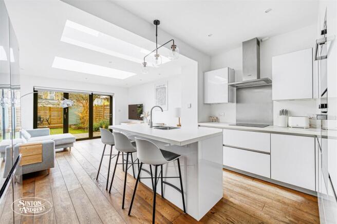 39 Cranmer Avenue-6.jpg