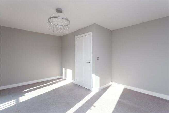 4 bed Terraced for sale Image 5