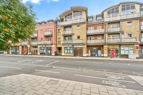 London Road, Kingston upon Thames, KT2