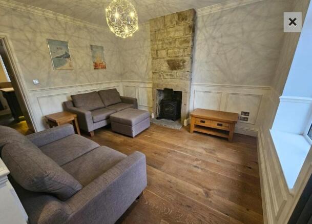2 bed Terraced to rent Image 4