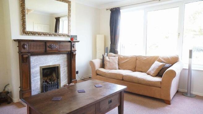 Lounge 2