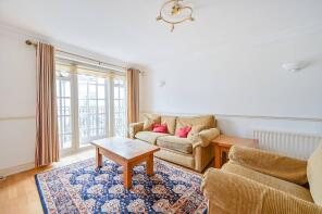 3, Watermans Mews, London W5 3TD
