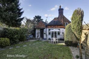 Gate Cottage, Chart Lane, Brasted TN16 1LN