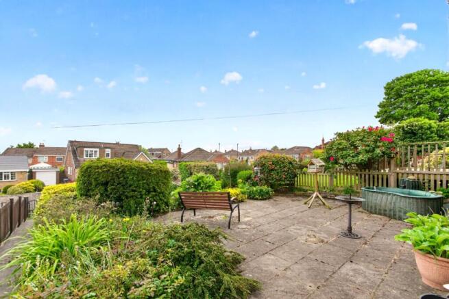 2 bed Semi-Detached Bungalow for sale Image 4