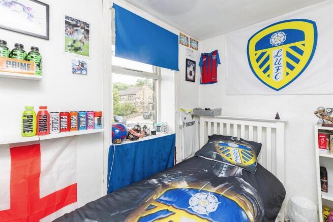3 bed Terraced for sale Image 11