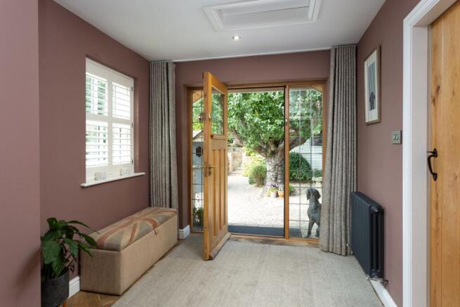 4 bed Detached Bungalow for sale Image 4