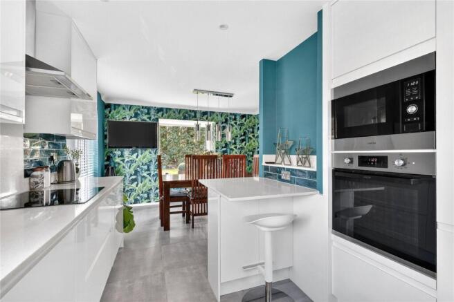 Silwood, Bracknell, Berkshire, RG12 photo 4