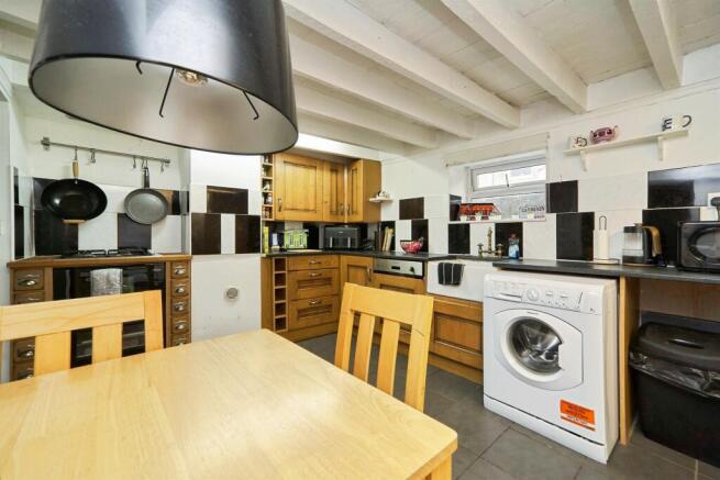 1 bed Terraced for sale Image 9