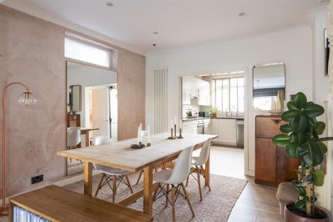 Suffield Road, E4