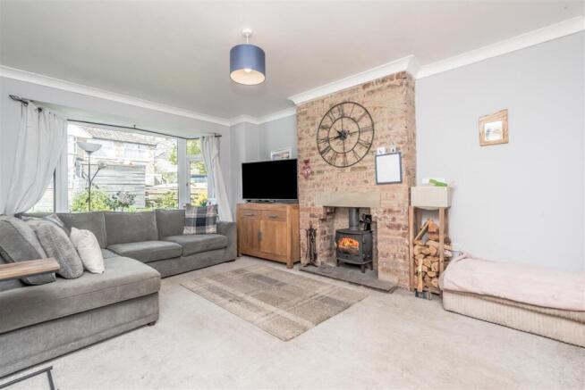 Living Room: