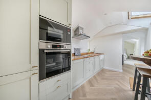 7, Longcot Road, Shrivenham, Swindon SN6 8AL