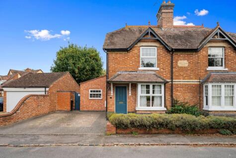 Chequers Lane, Fladbury, WR10