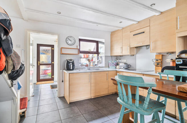 1404694-14-698daf...