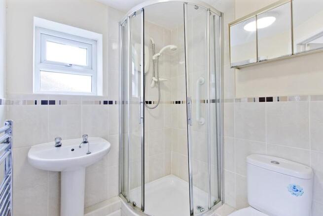 ensuite.jpg