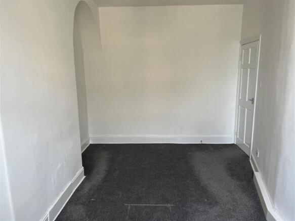 BEDROOM 3.JPG