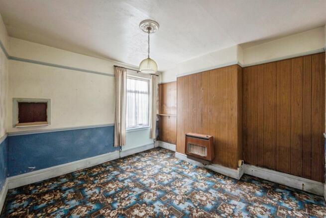 4 bed Semi-Detached for sale Image 9