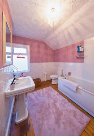 233 Moorland Rd 1224.jpg