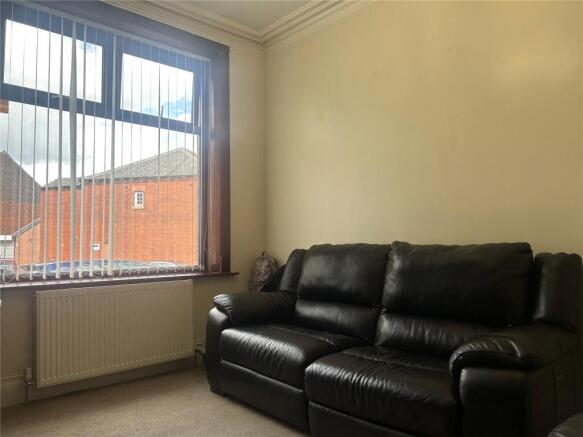 3 bed Terraced for sale Image 5