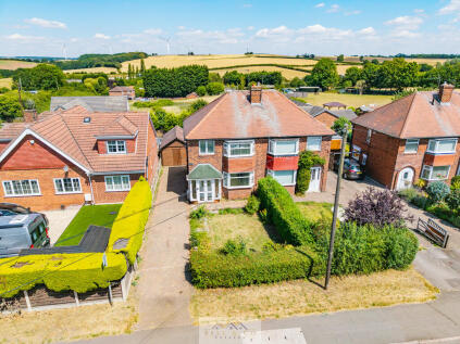 Aughton Lane , Aston