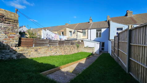 Oswald Road, Dover, CT17 0JS