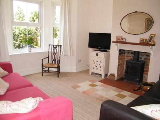 Bay Window Lounge